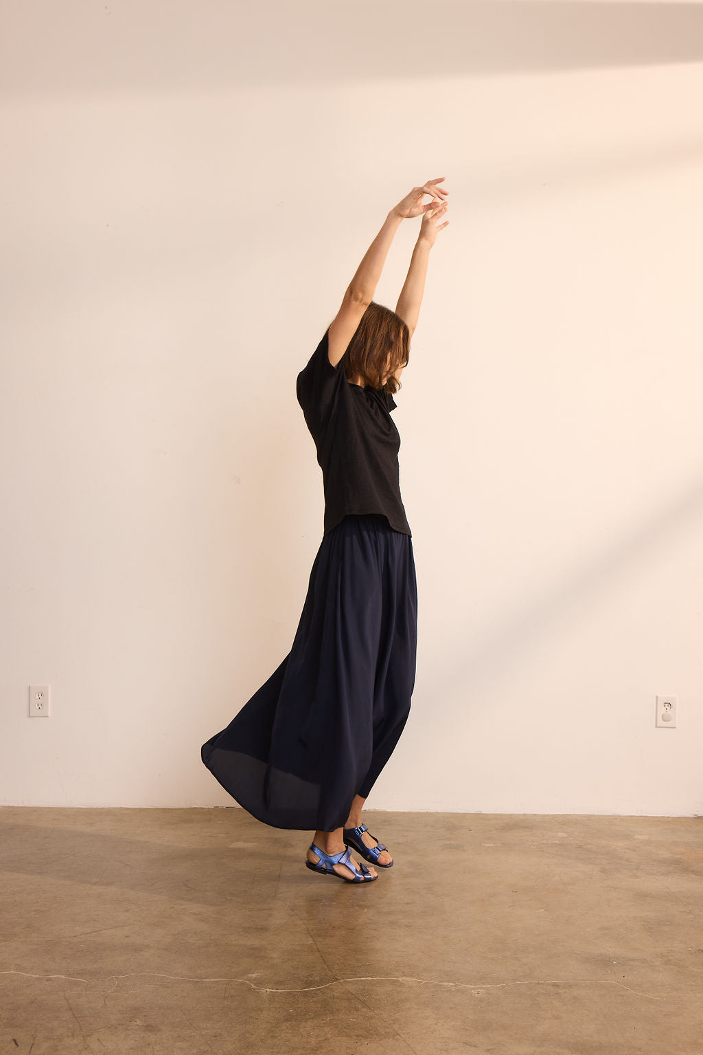 The Walking Sandal in Metallic Blue