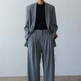 The Triple Pleat Trouser in Pepper