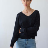 The V Fave Cashmere Sweater in Charcoal