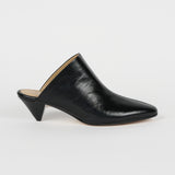 The Trap Clog in High Black