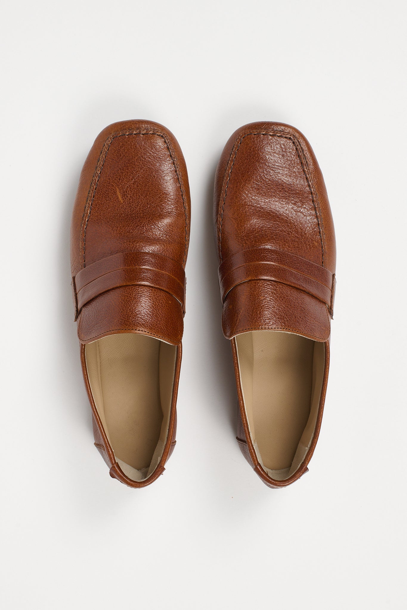 The George Slipper in Cuoio