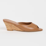 The Kit Slide in Camel