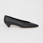 The Trap Pump in Black