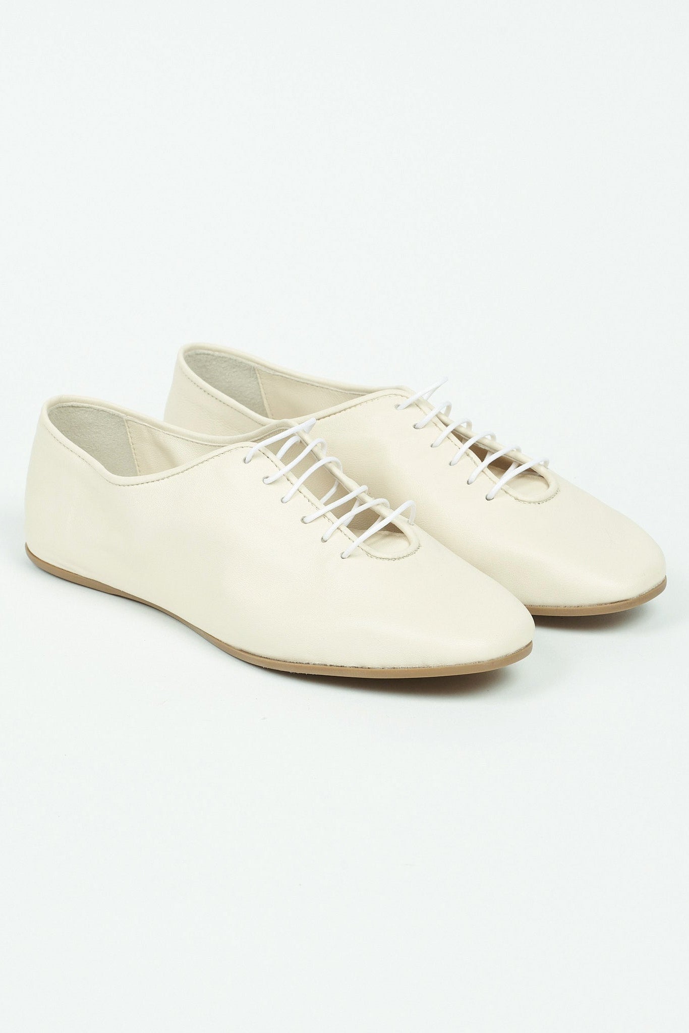 The Jazz Slipper in Latte