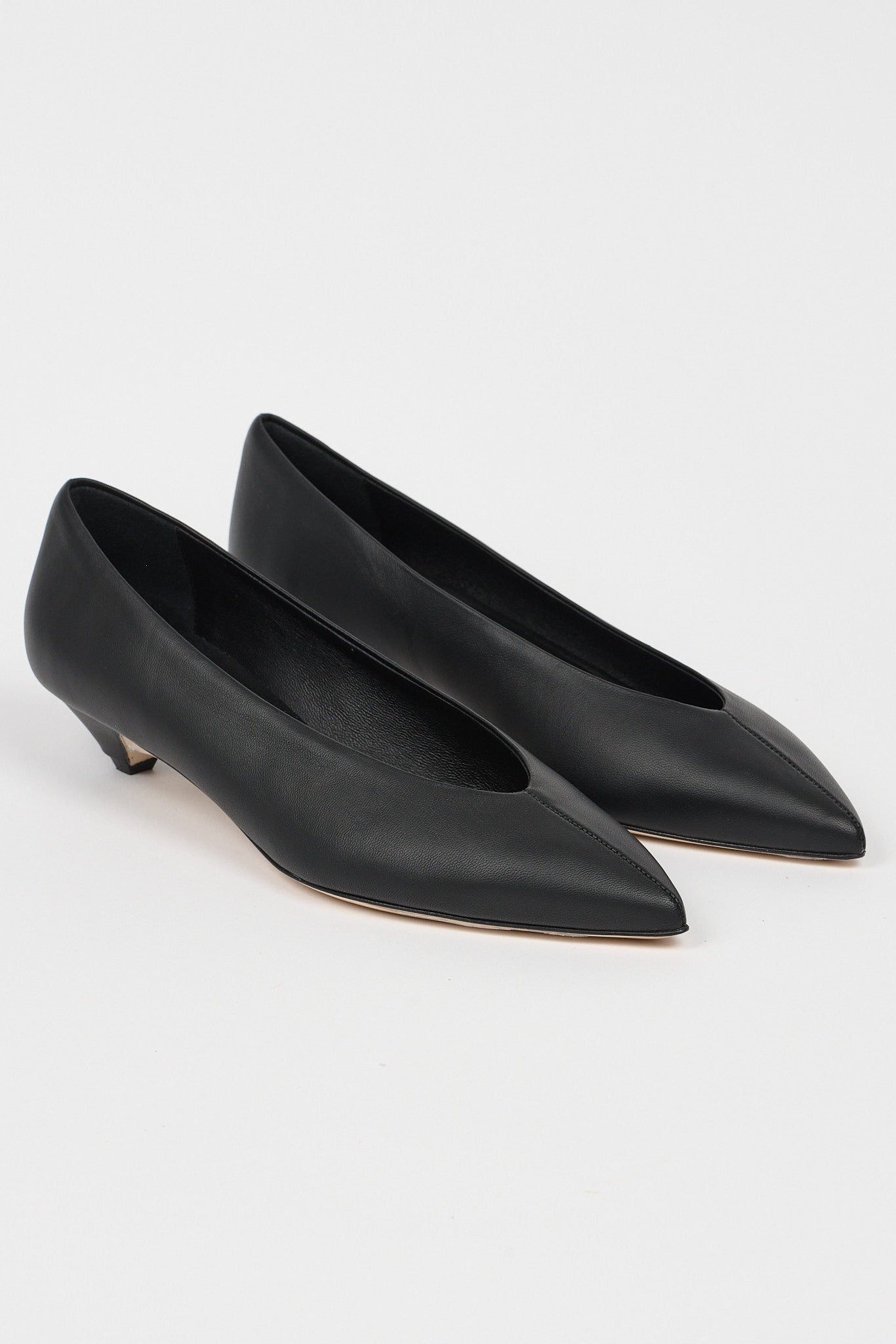The Trap Pump in Black