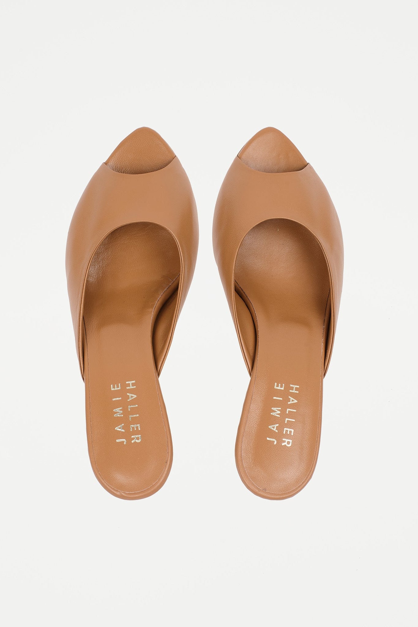 The Kit Slide in Camel