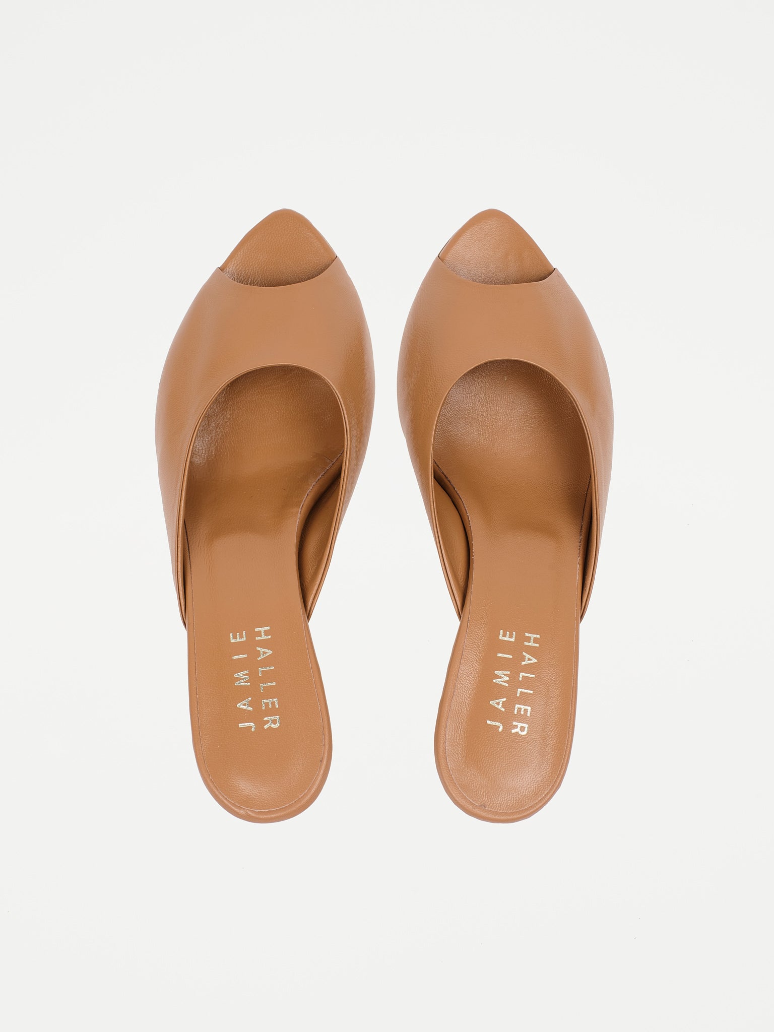 The Kit Slide in Camel