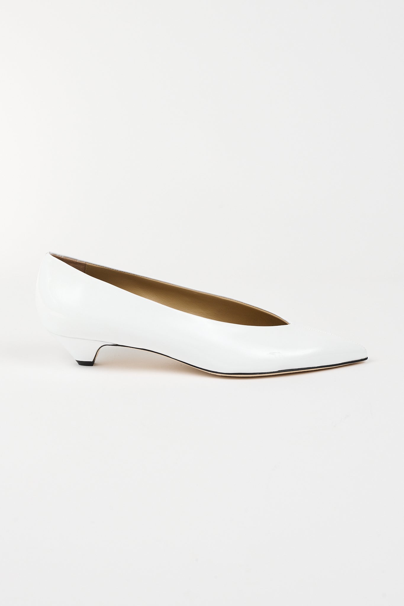The Trap Pump in White Patent