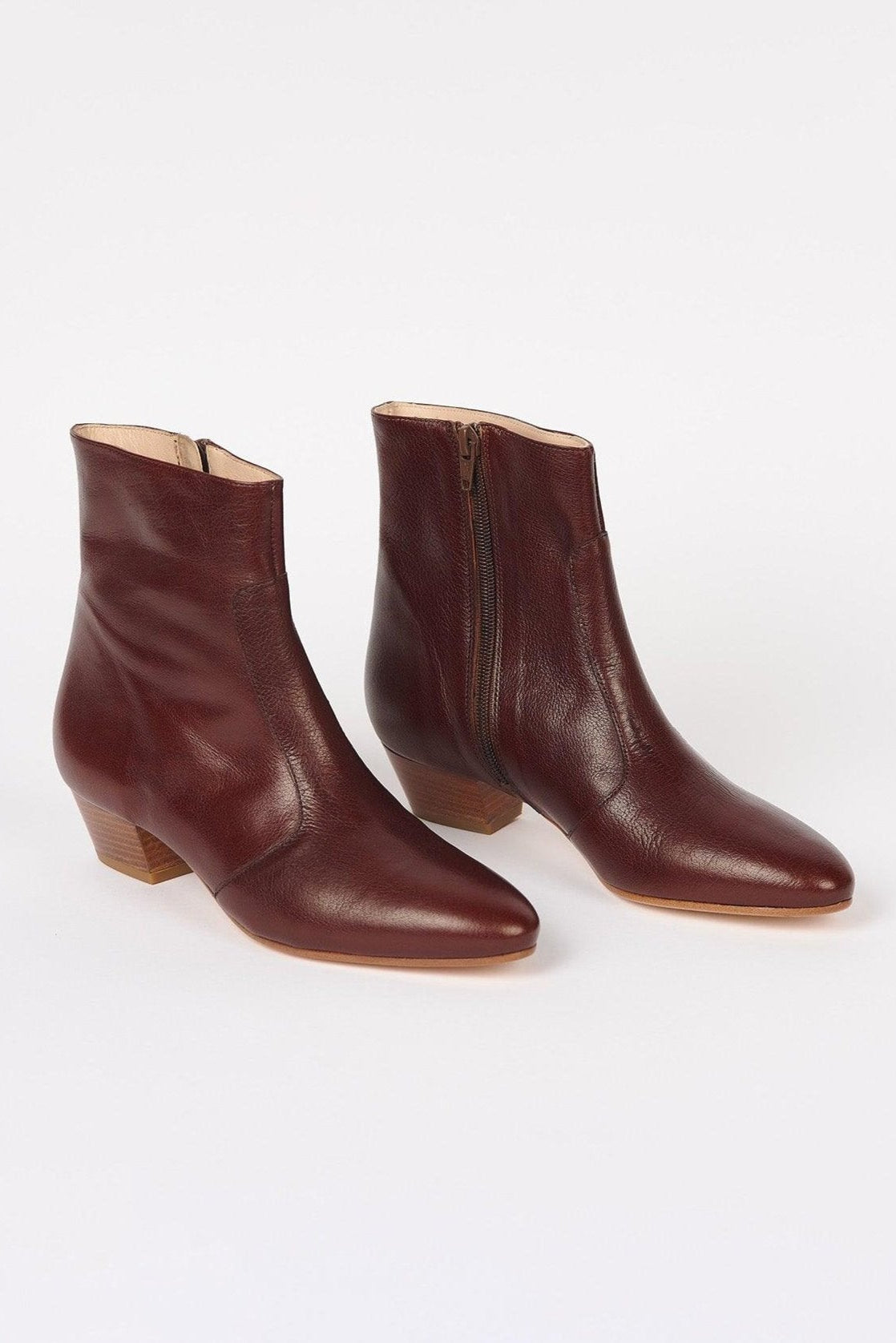 The Beatnik in Oxblood - Jamie Haller