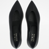 The Trap Pump in Black
