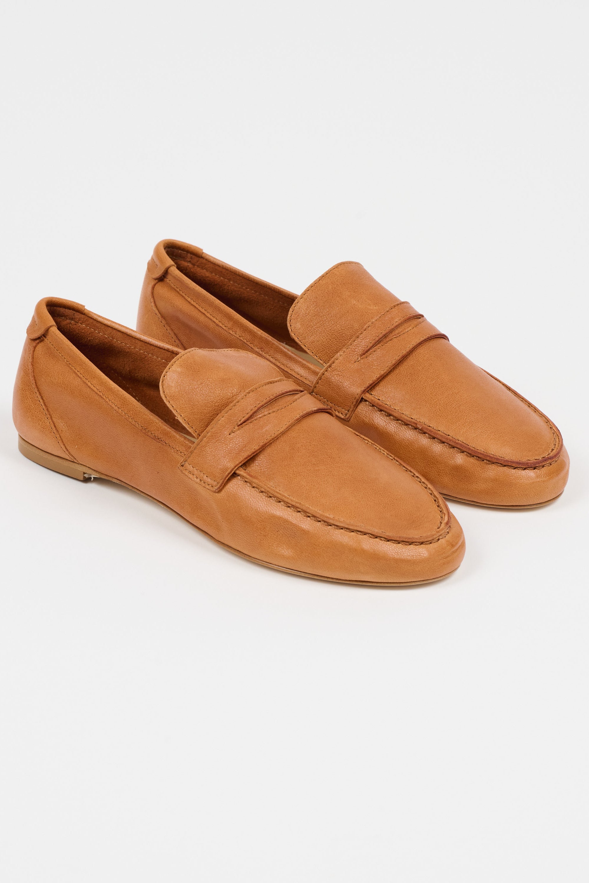 The Unlined Penny Loafer in Cuoio