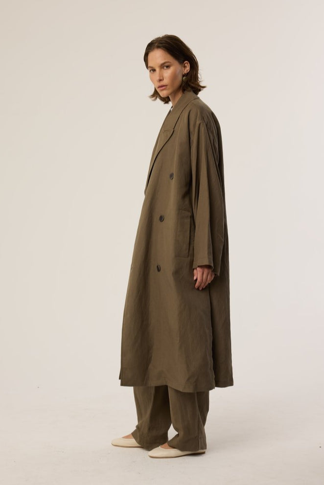 The Linen Baggy Trench Coat in Khaki