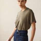 The Chameleon Tee Linen in Olive