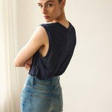 The Muscle Tee Linen in Navy