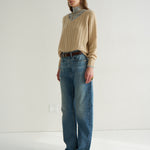 The Cable V Fave in Creme