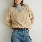 The Cable V Fave in Creme