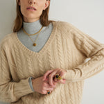 The Cable V Fave in Creme