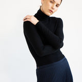 The Rib Turtleneck in Black