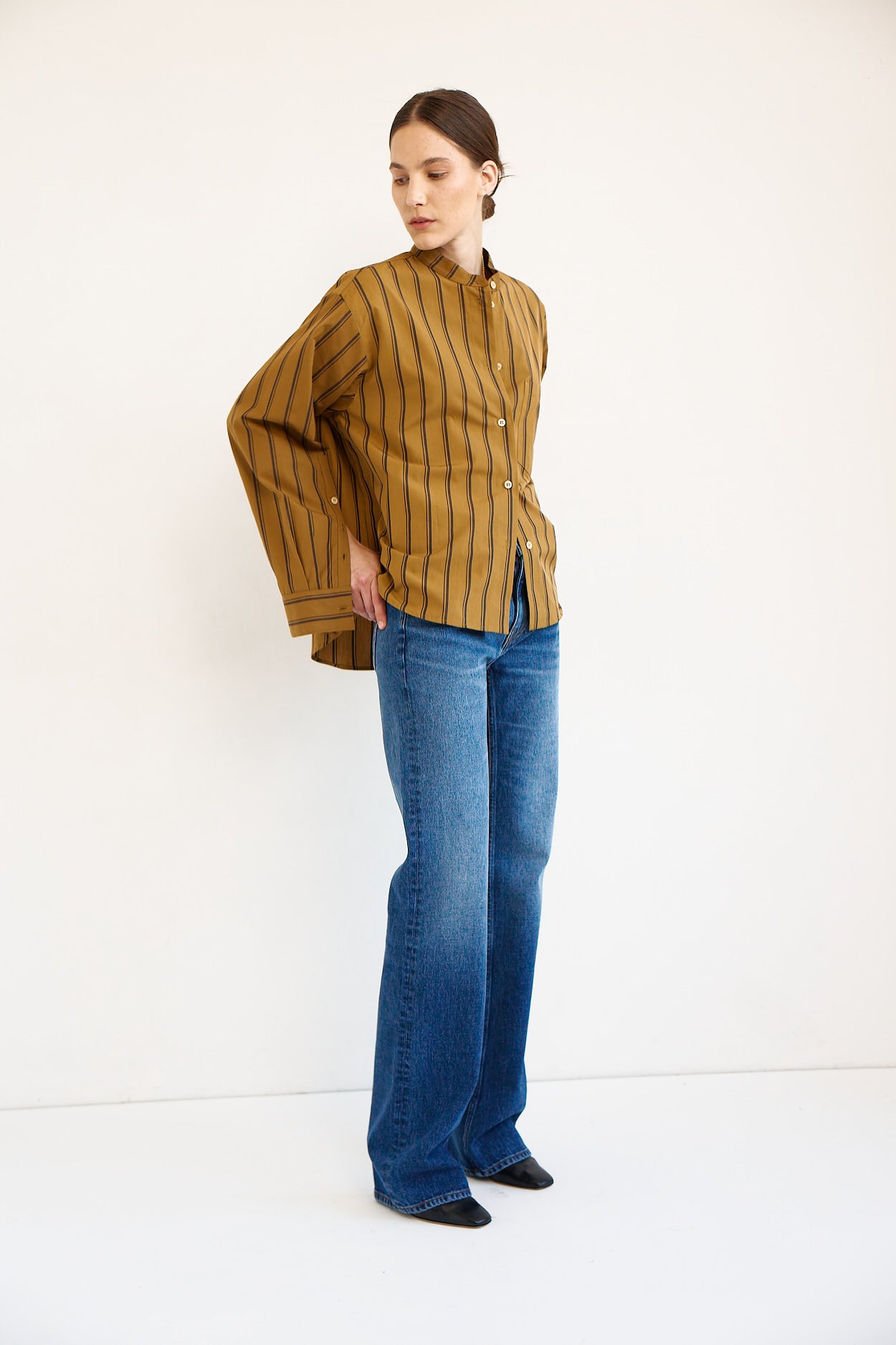 The Editor Shirt in Goldenrod Stripe