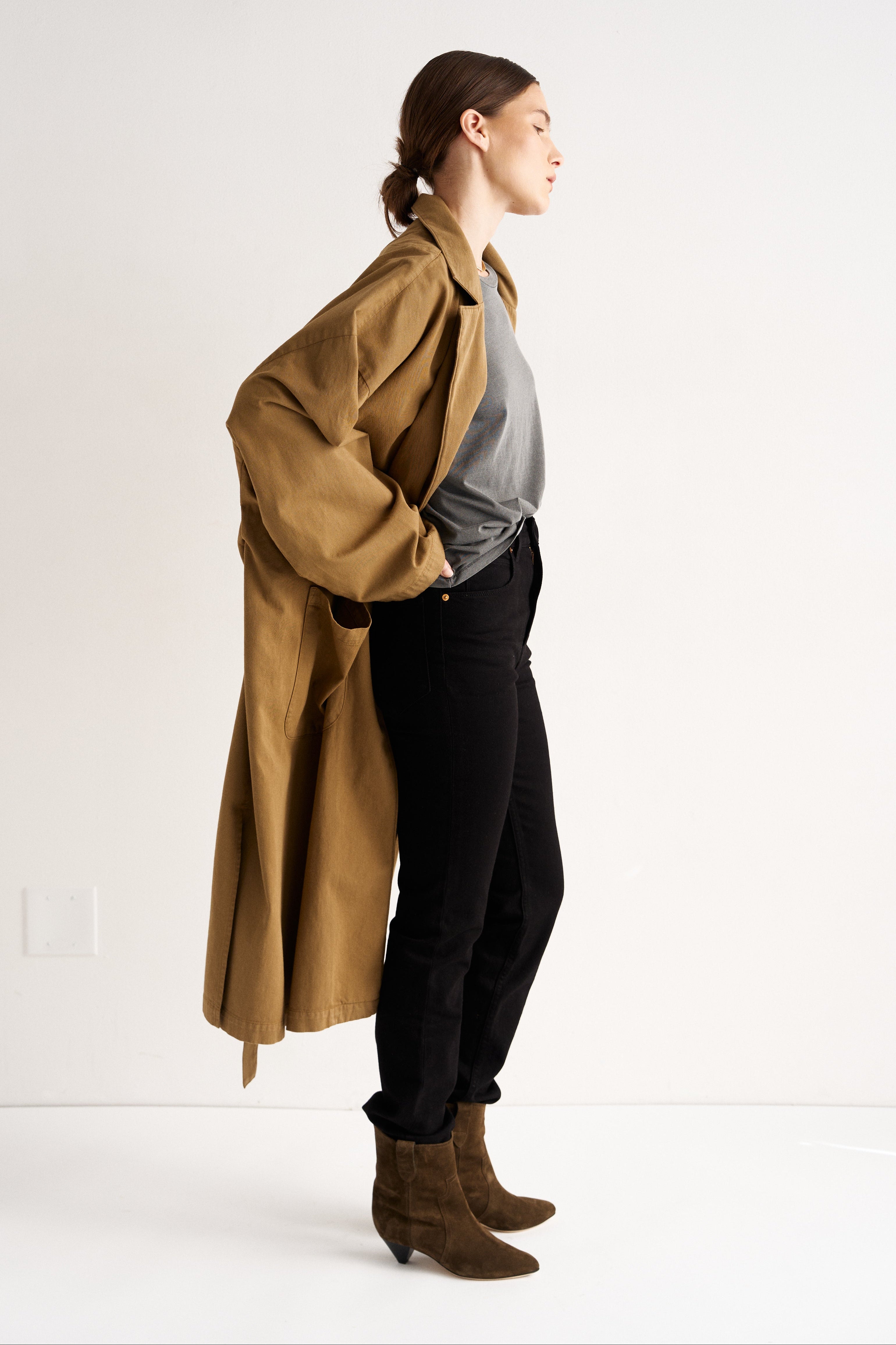 The York Robe in Camel
