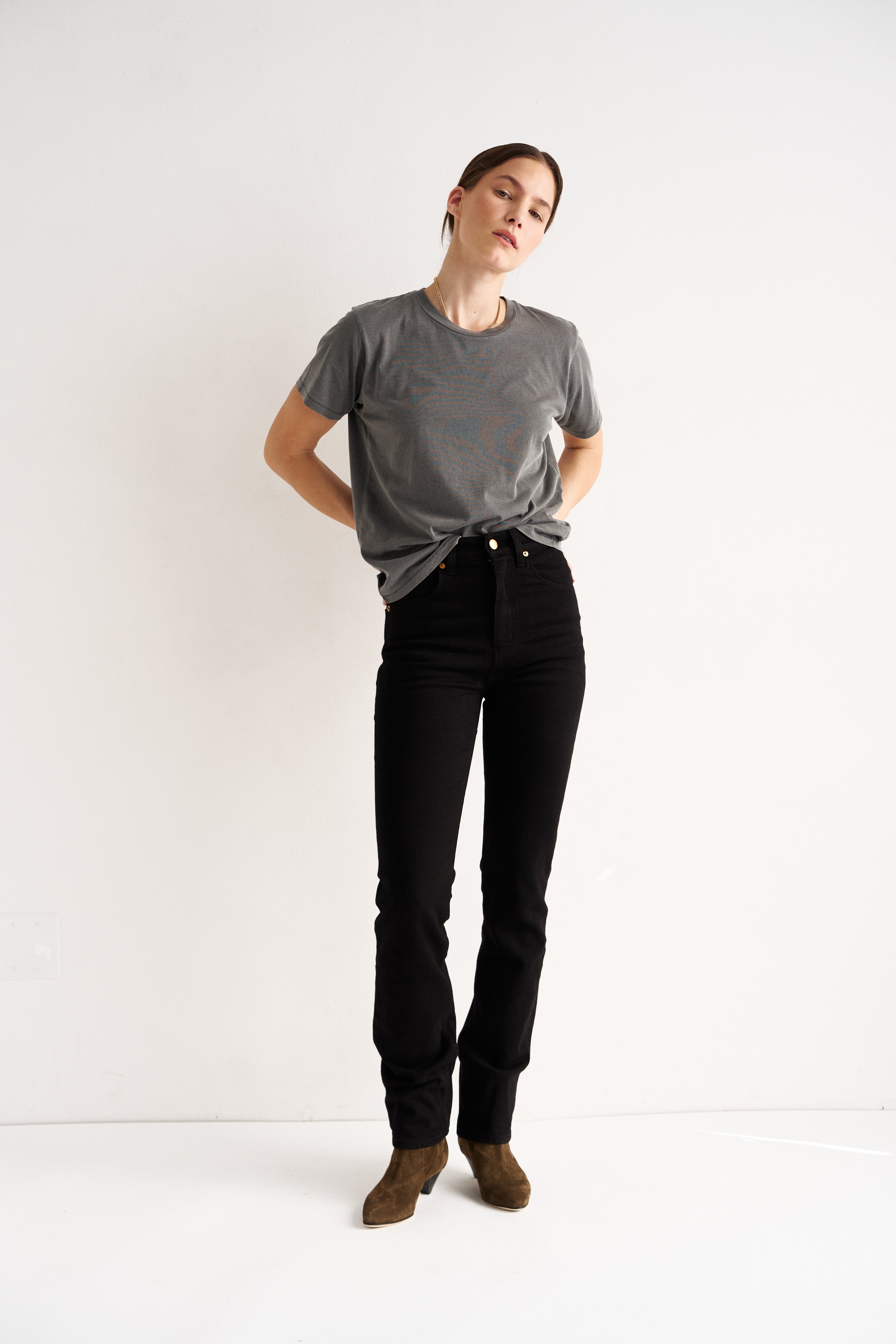 The Slim Stovepipe Jean in Black