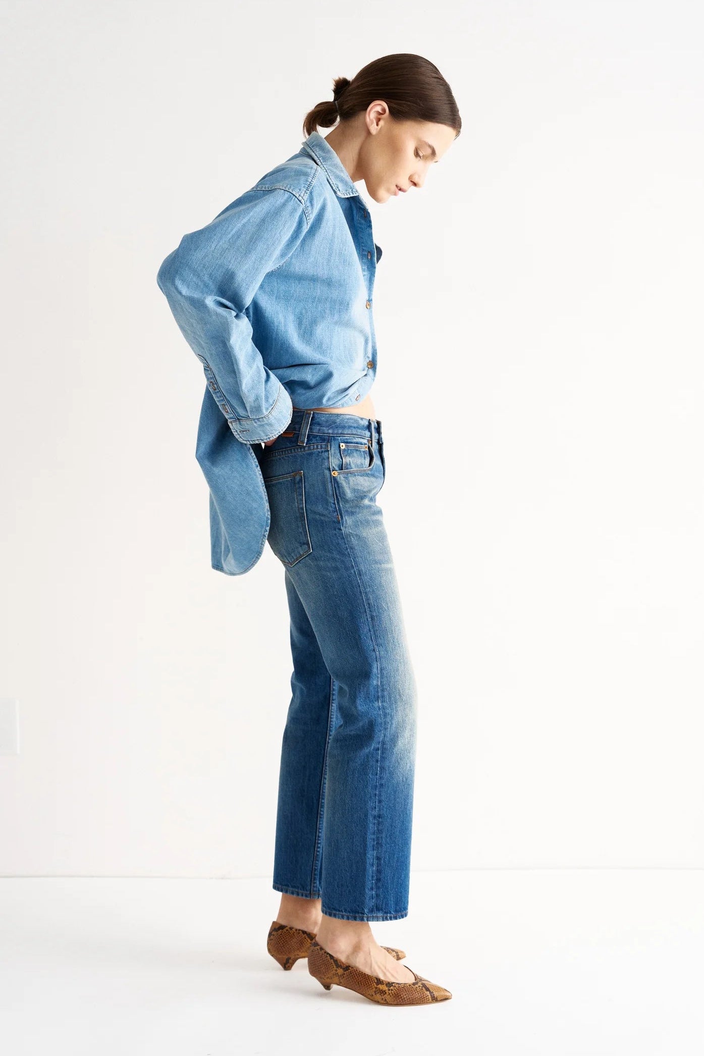 The Hero Jean in Classic Dark