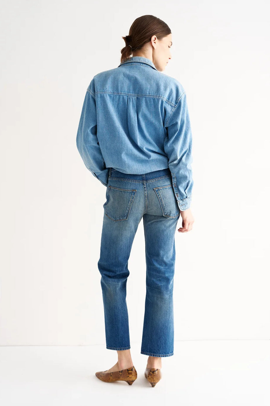 The Hero Jean in Classic Dark