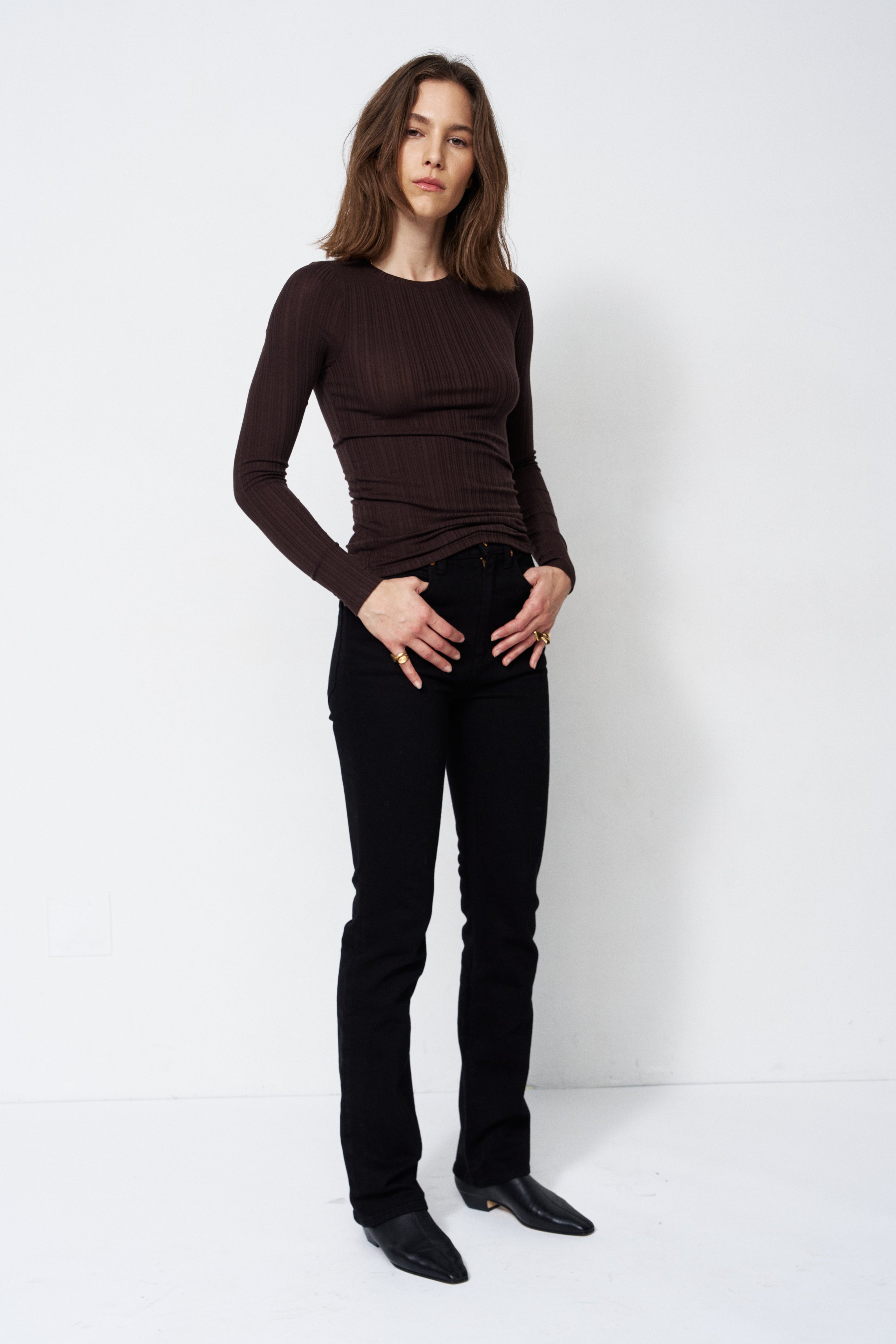 The Long Rib Tee in Cocoa