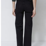 The Mid Rise Crease in Black