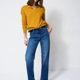 The Chic Straight in Deep Current