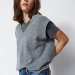 The Chameleon Tee in Pigment Black
