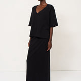 The V Tee in Black