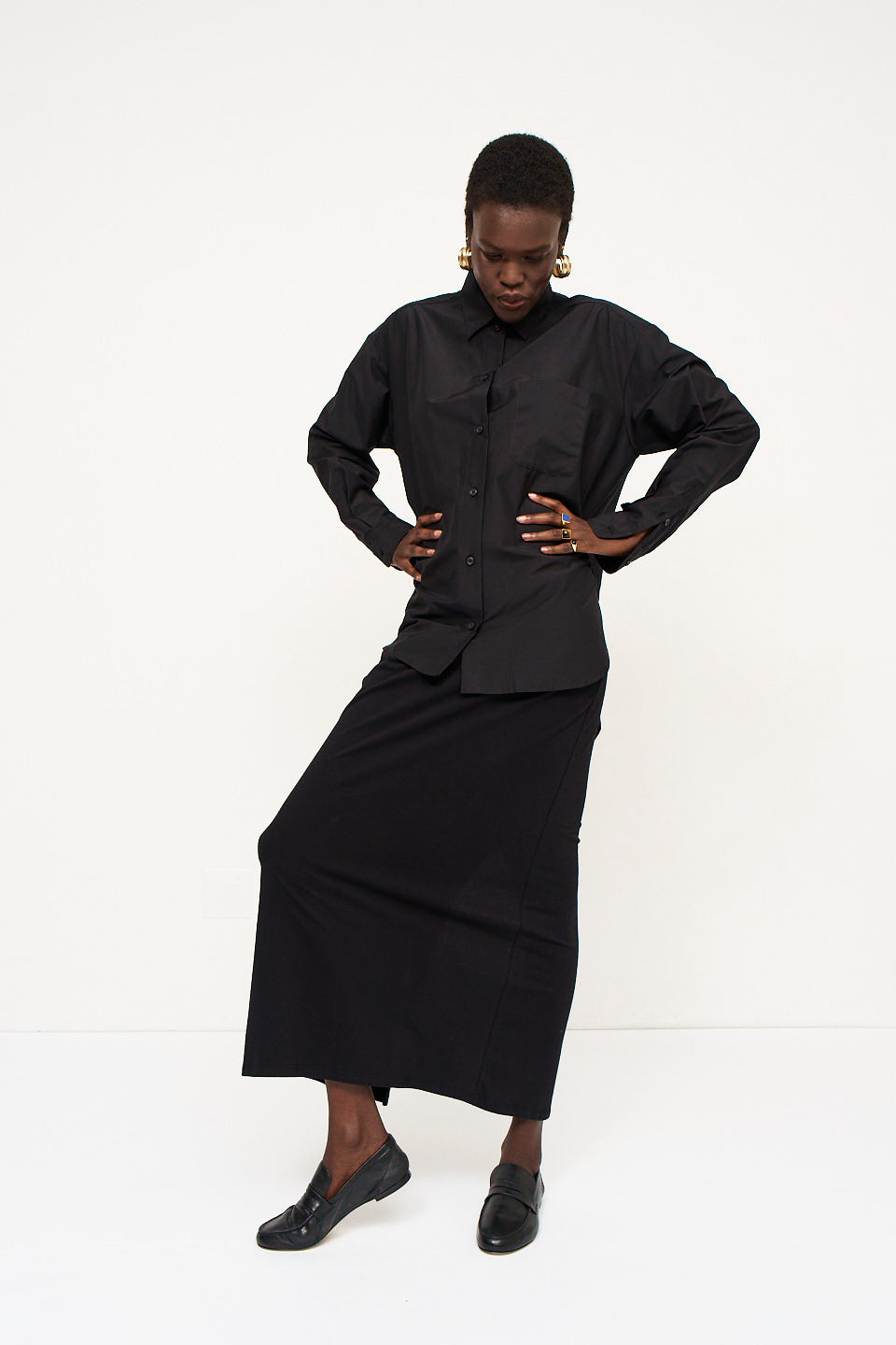 The Column Skirt in Black