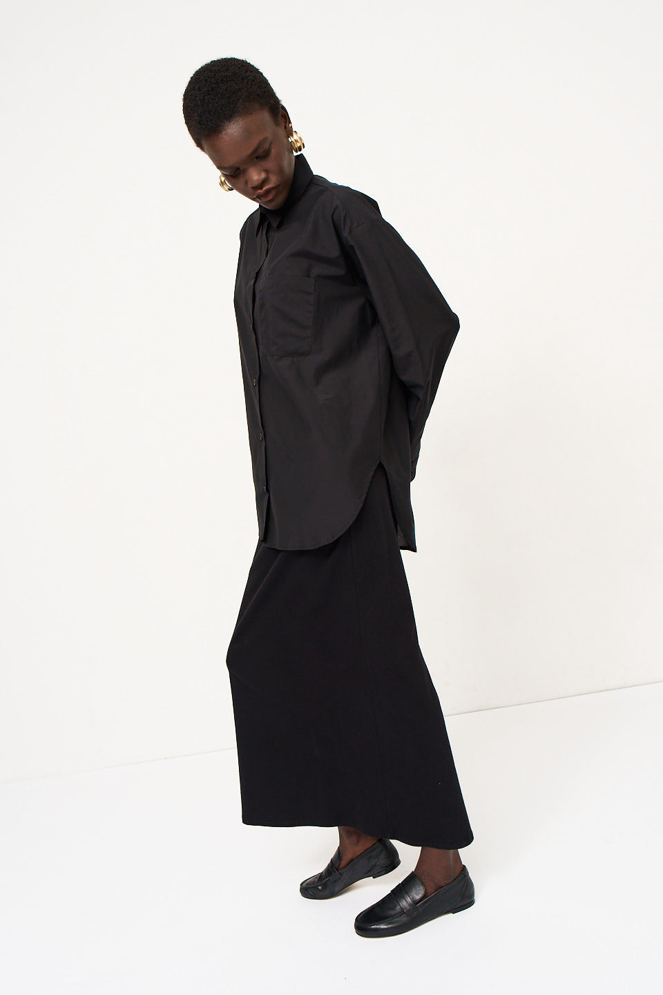 The Column Skirt in Black