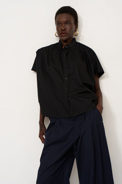 The Amalfi Shell in Black