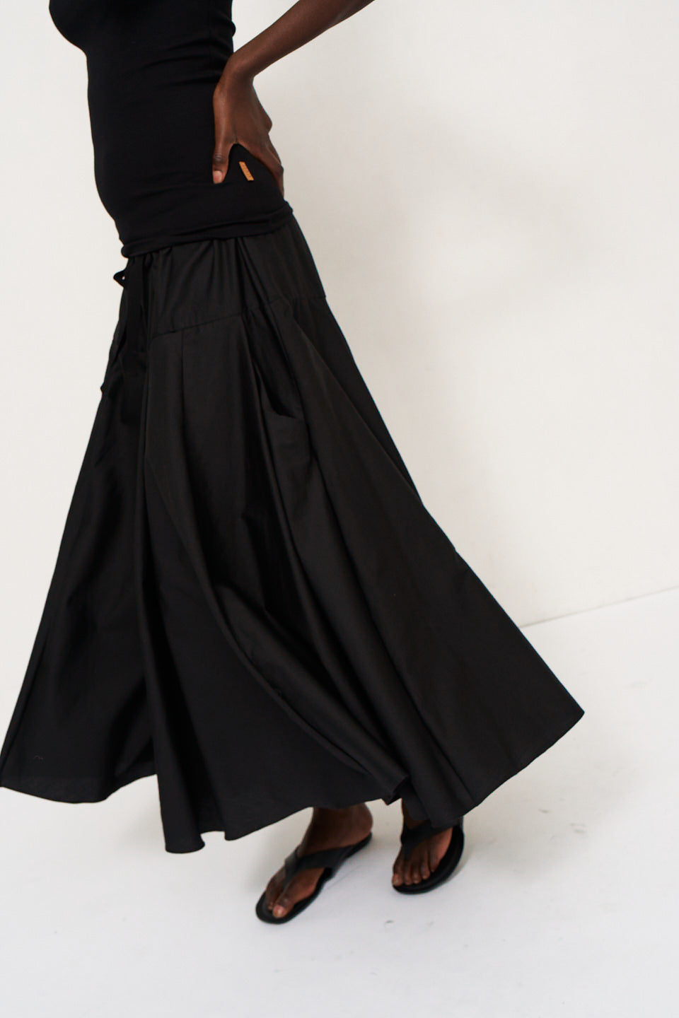 The Italian Summer Skirt in Black