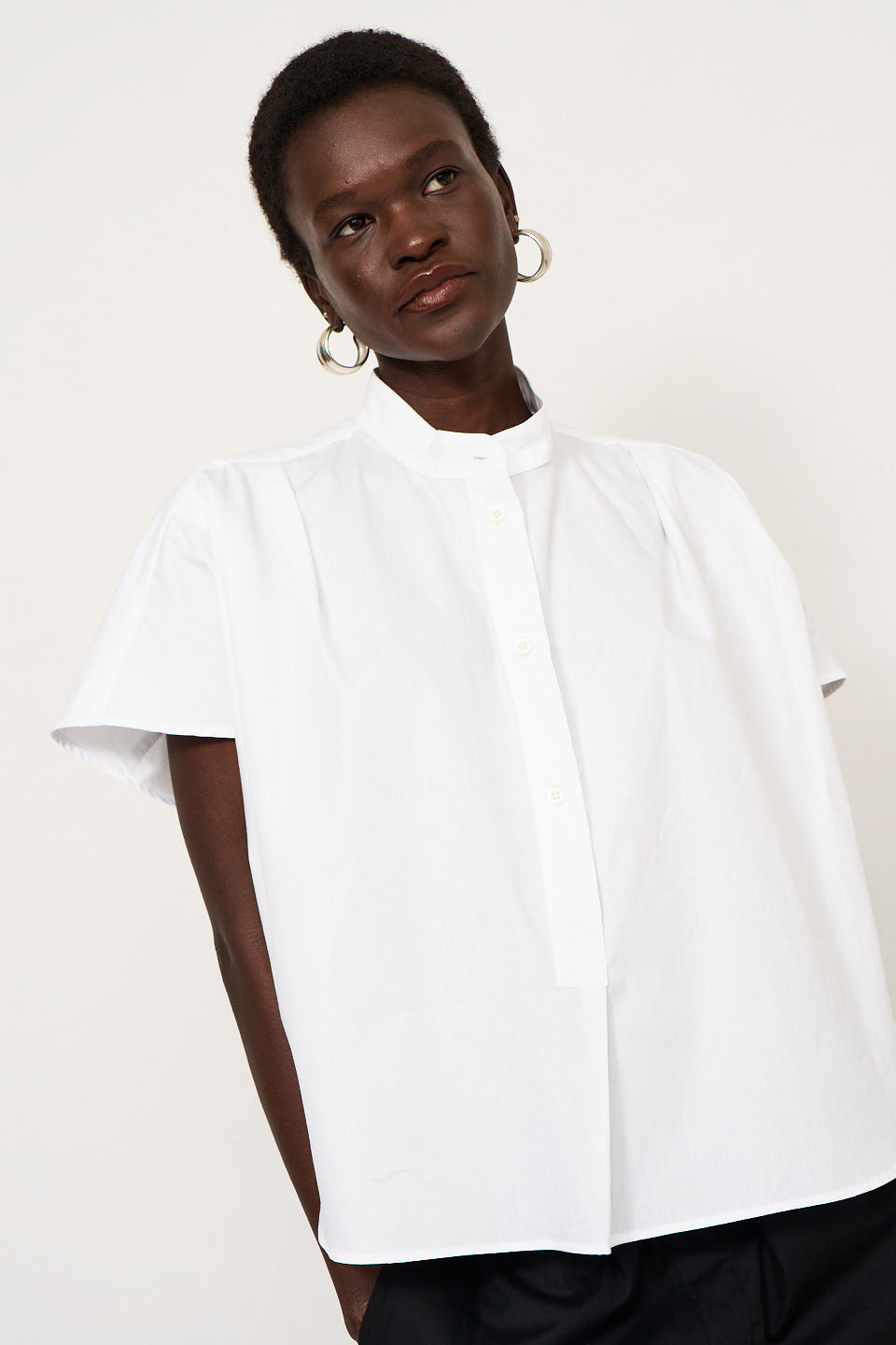 The Amalfi Shell in White