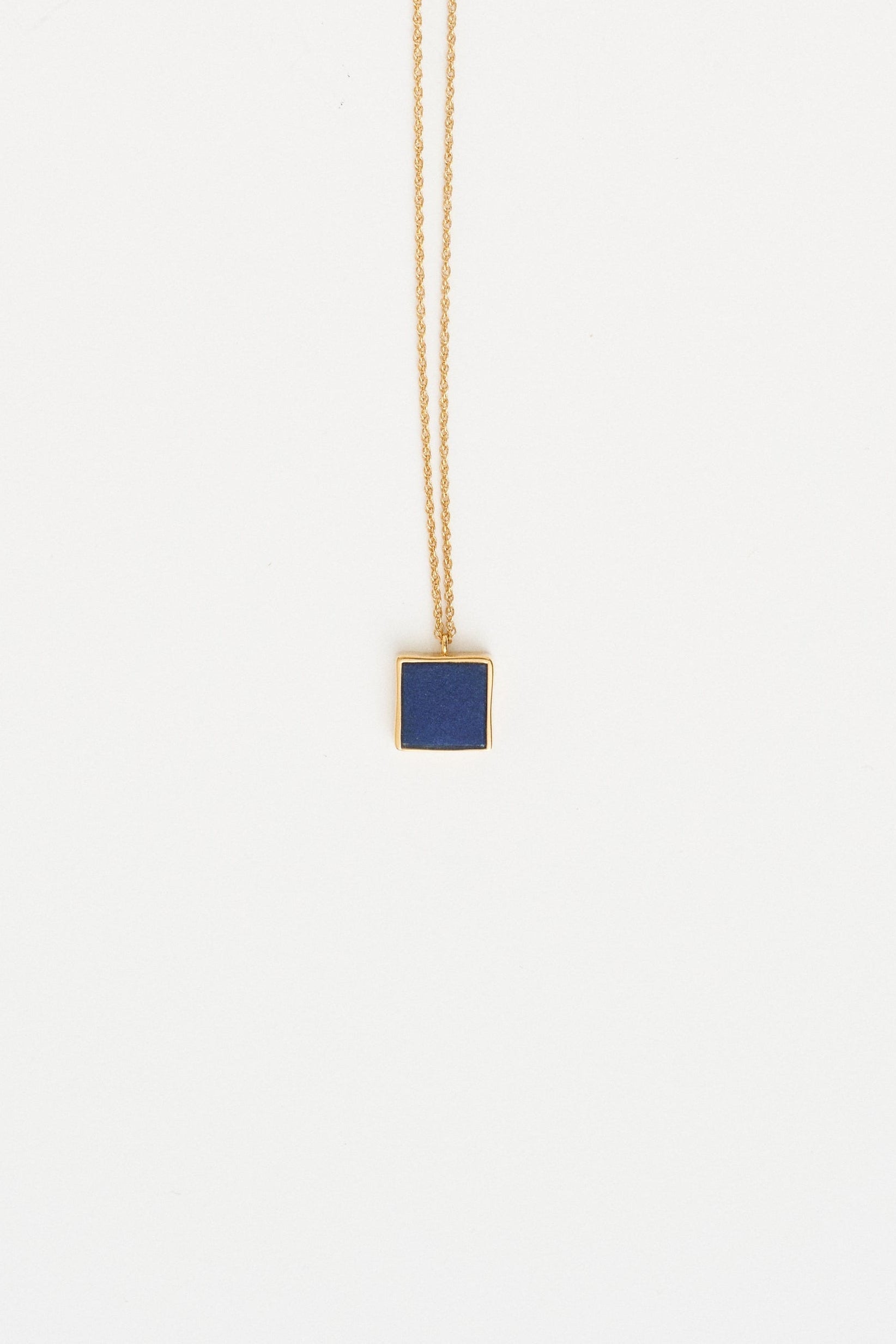 The Hilma Pendant Necklace in Blue Aventurine