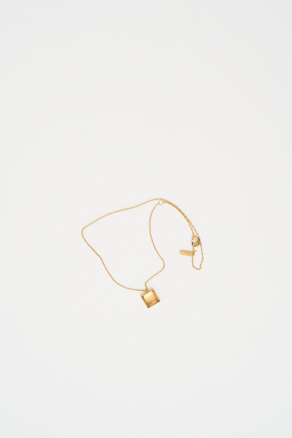 The Gemma Pendant Necklace in Yellow Citrine