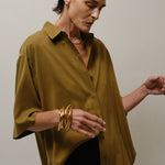 The Elbow Essential Shirt in Avo