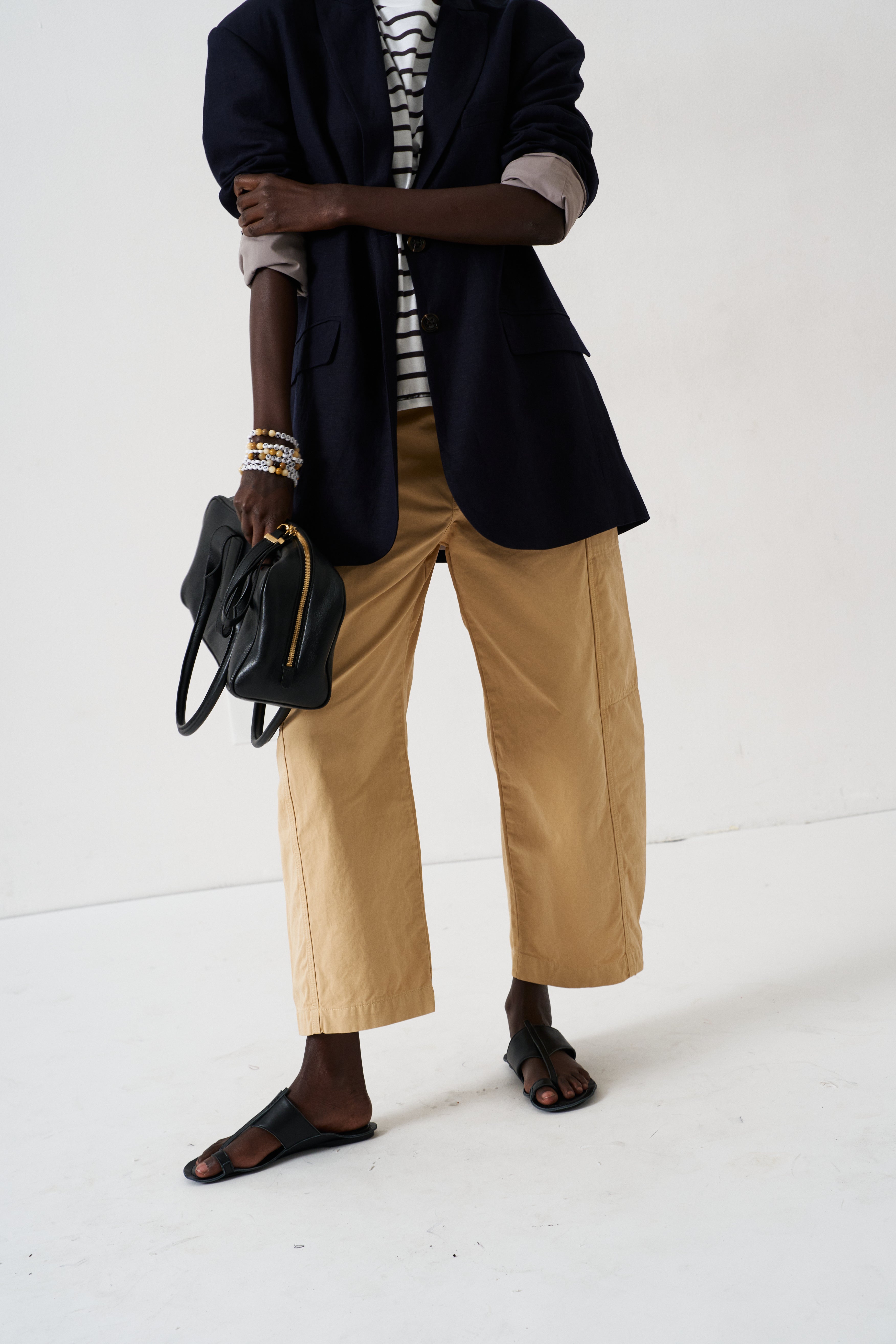 The Linen Oversized Blazer in Navy