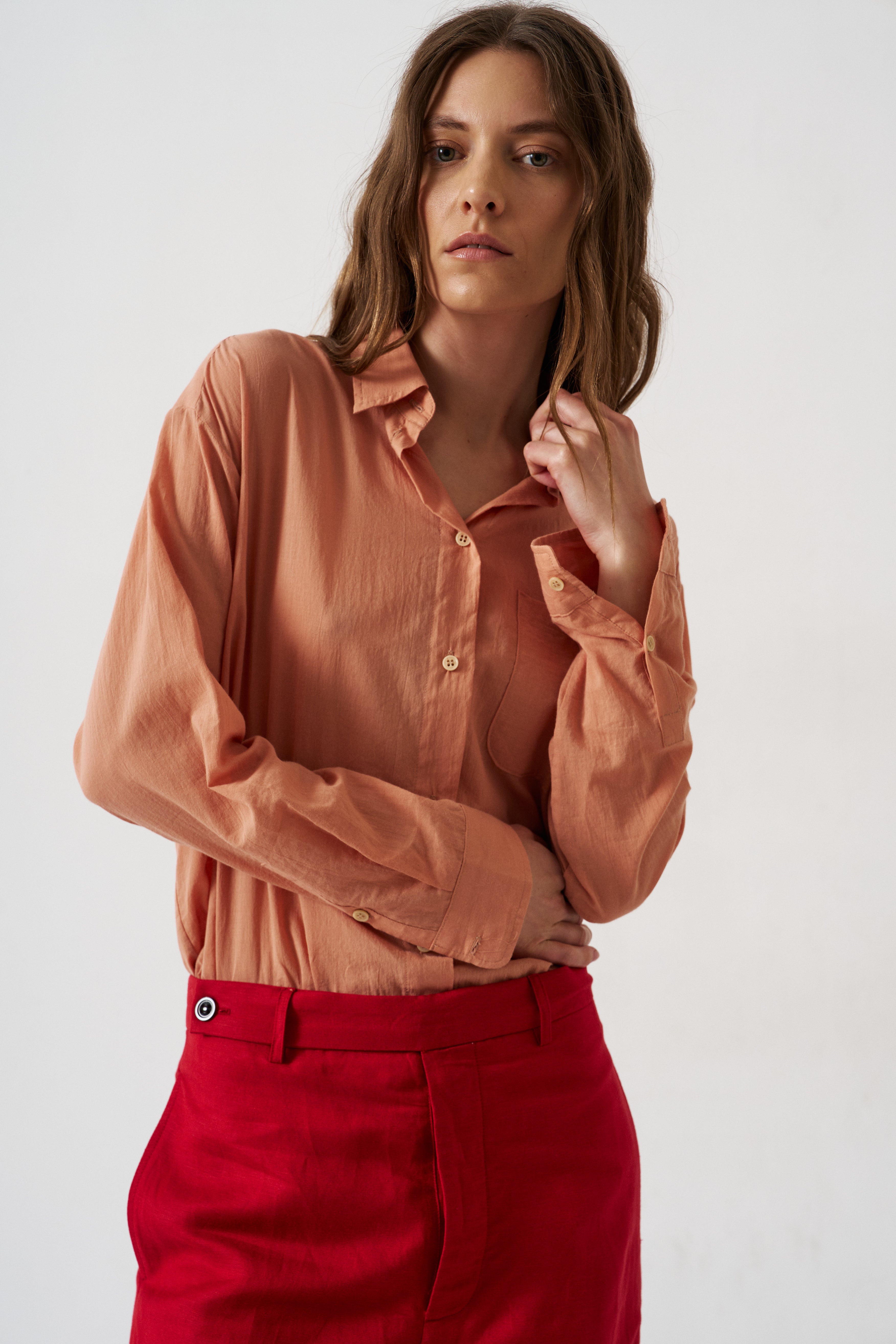 The Cotton Essential Shirt in Dusty Peach