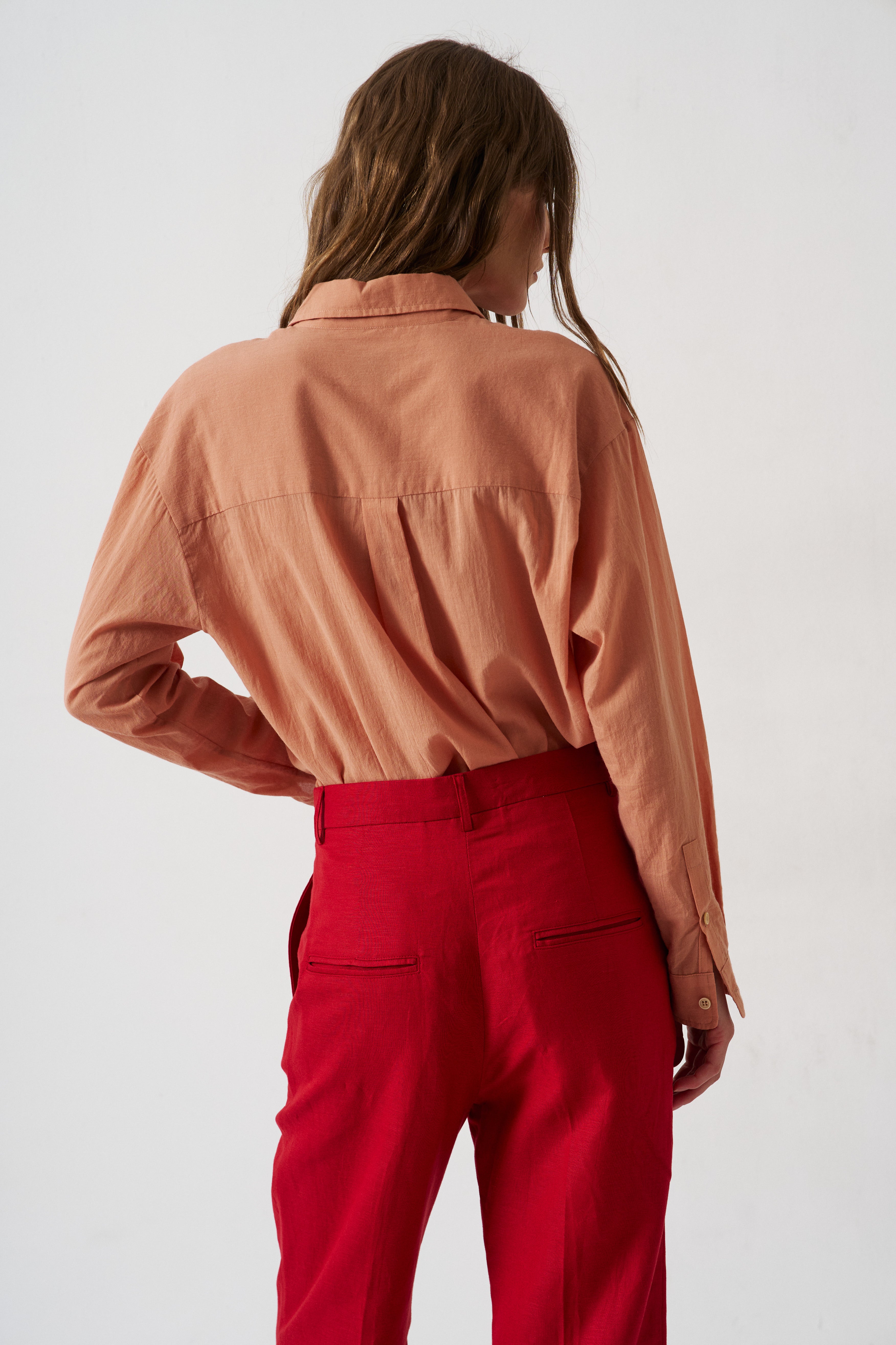 The Cotton Essential Shirt in Dusty Peach