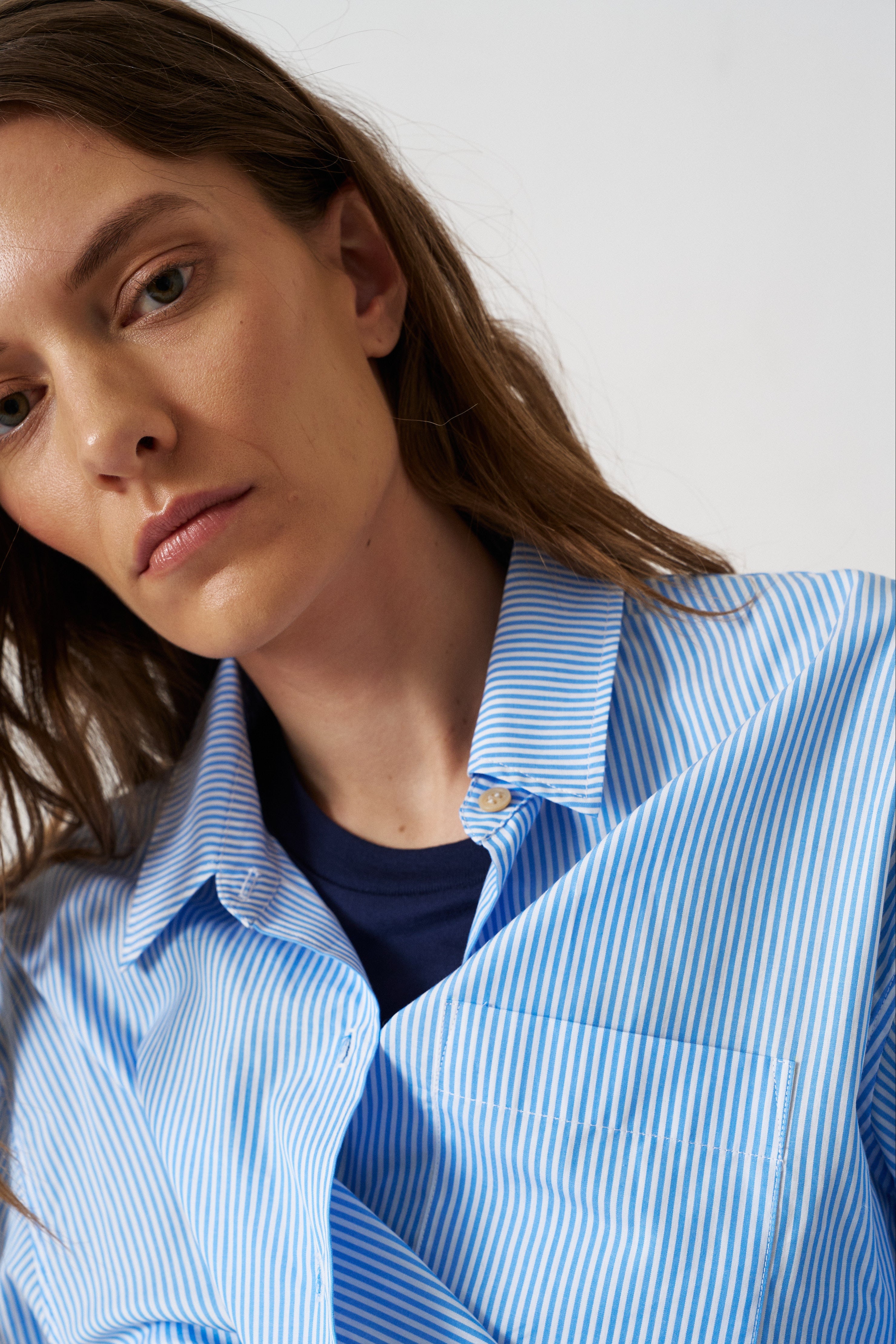 The Weekend Shirt in Teal Stripe