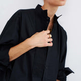 The Tuck Shirt in Black