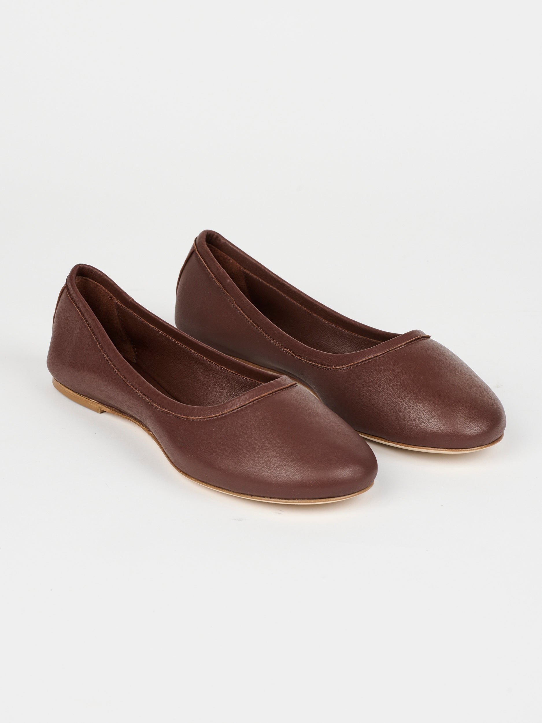 The Minimalist Slipper in Mogano