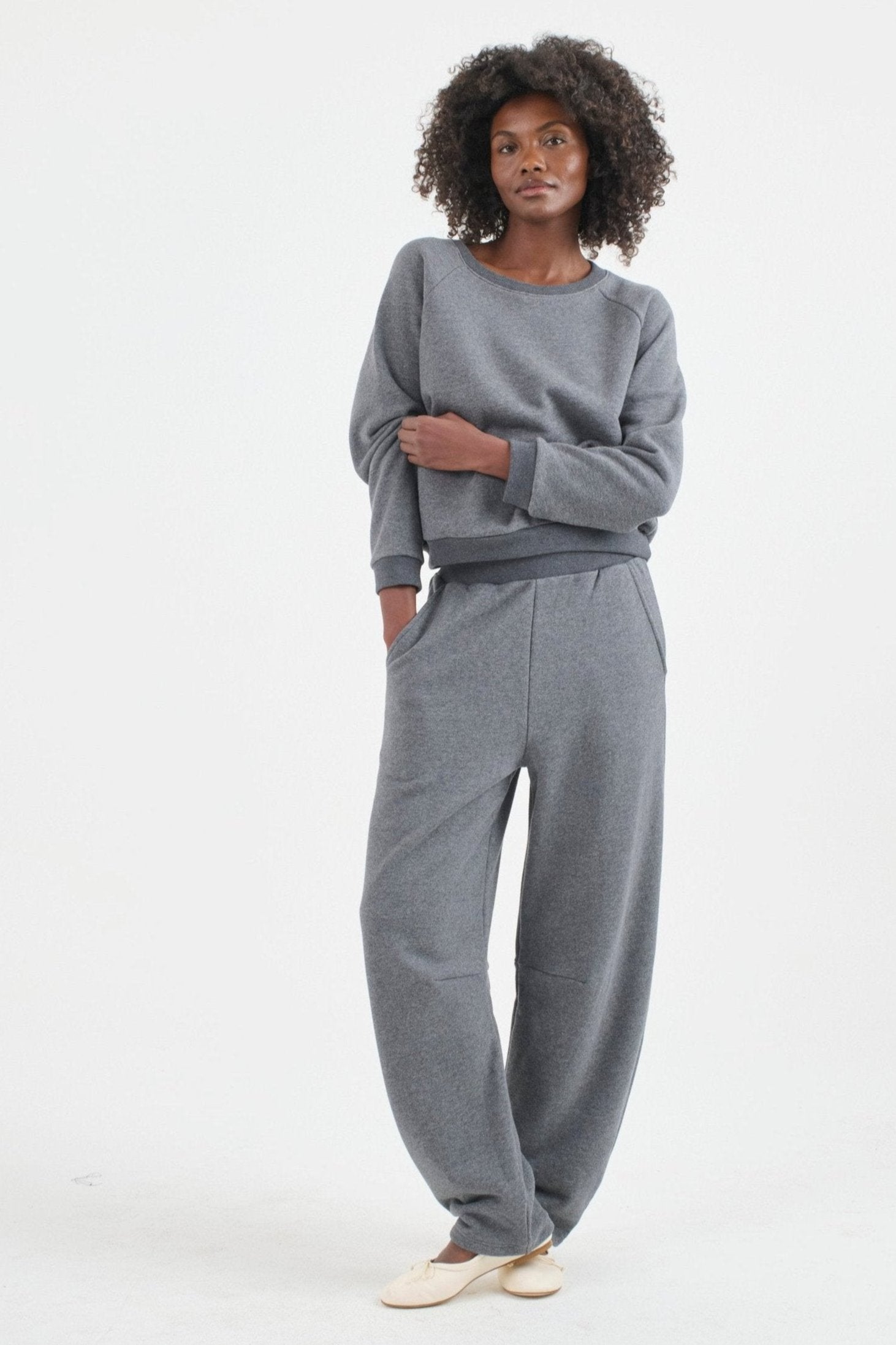 The Arc Lounge Pant in deep grey. On body front - Jamie Haller