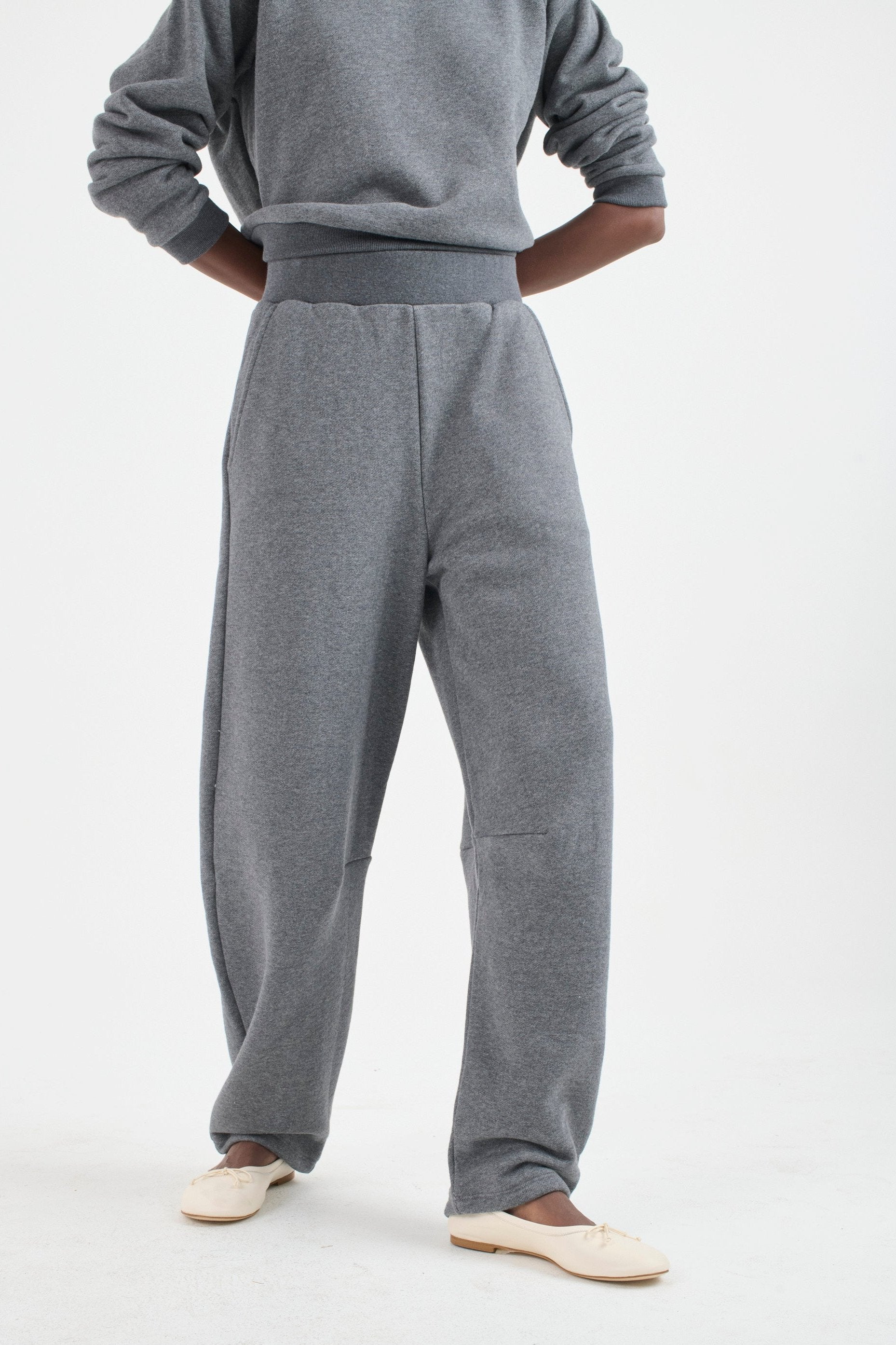 The Arc Lounge Pant in deep grey. On body front - Jamie Haller
