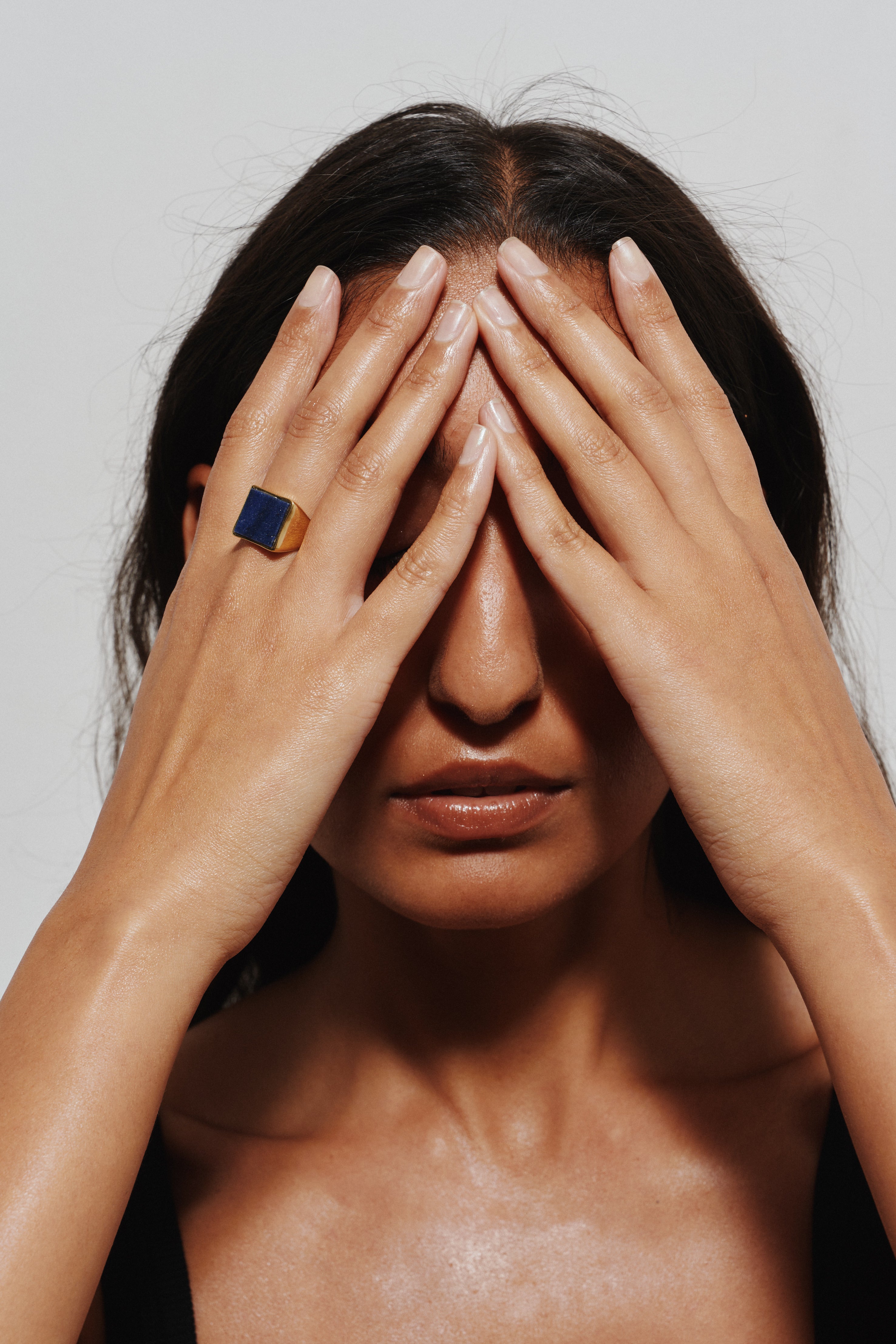 The Nina Flat Signet Ring in Blue Aventurine