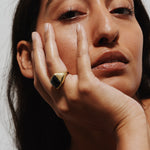 The Luques Square Signet Ring in Onyx